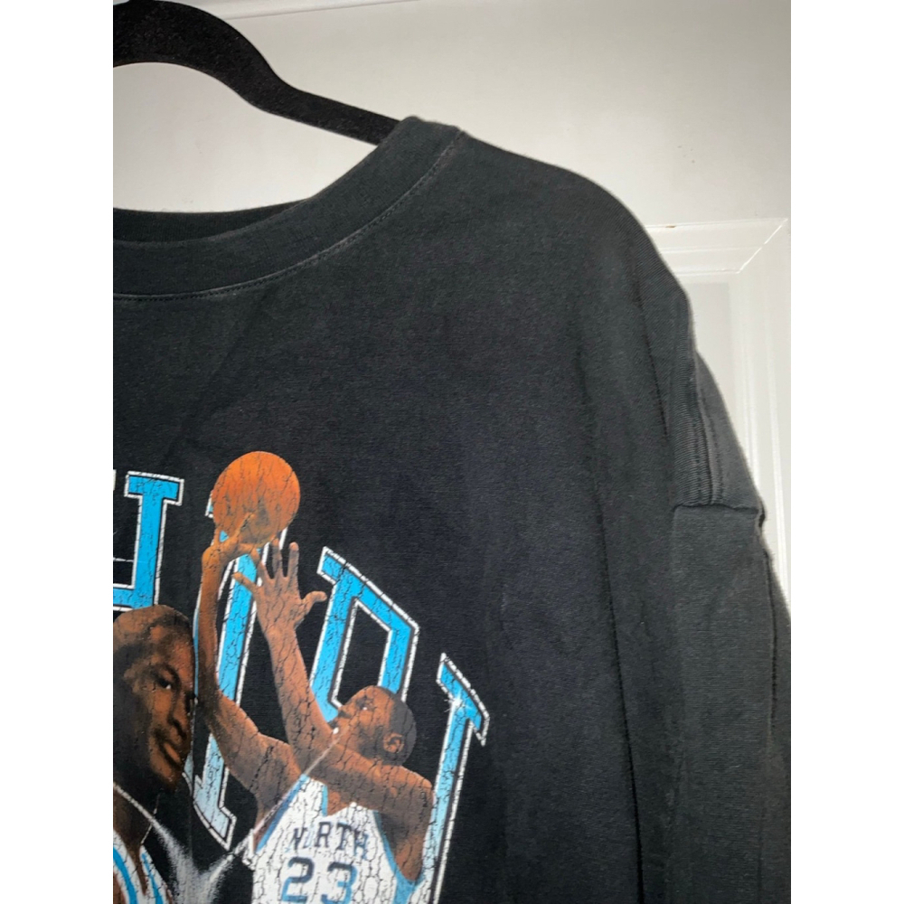 Jordan Flight Essentials Men's Graphic T-Shirt - Picture 10 of 11